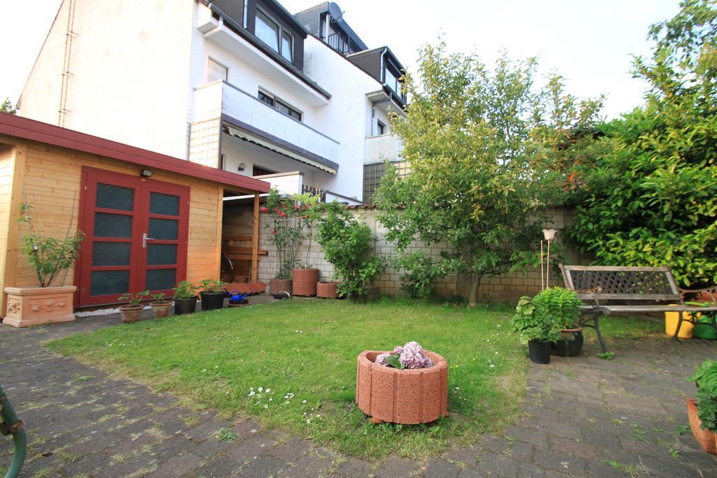 B&B Am See Koeln - Privatzimmer Экстерьер фото